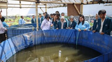 Jauh-Jauh Datang ke Bandung, Mahasiswa FH Unila Pelajari Pembinaan Narapidana Perempuan